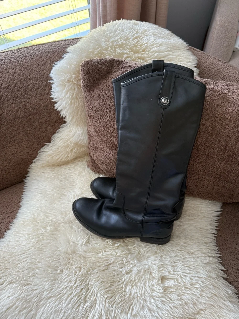 Frye Melissa Button riding boots in black leather